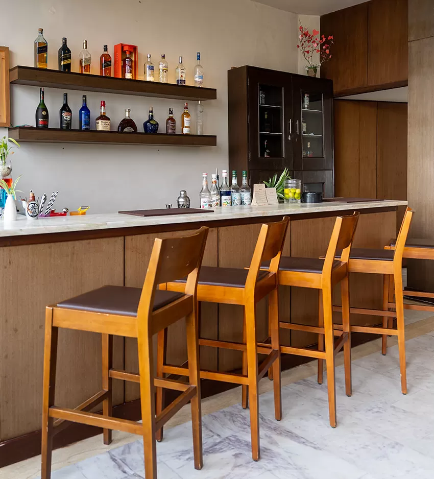 Lounge and Bar